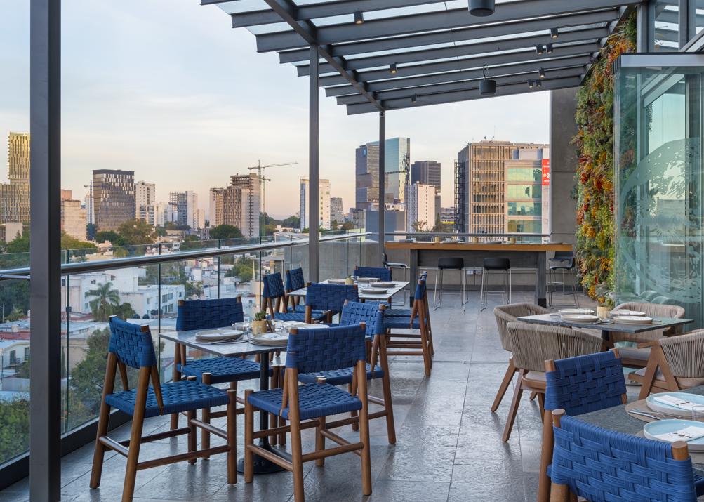 voco Guadalajara Neruda — dining
