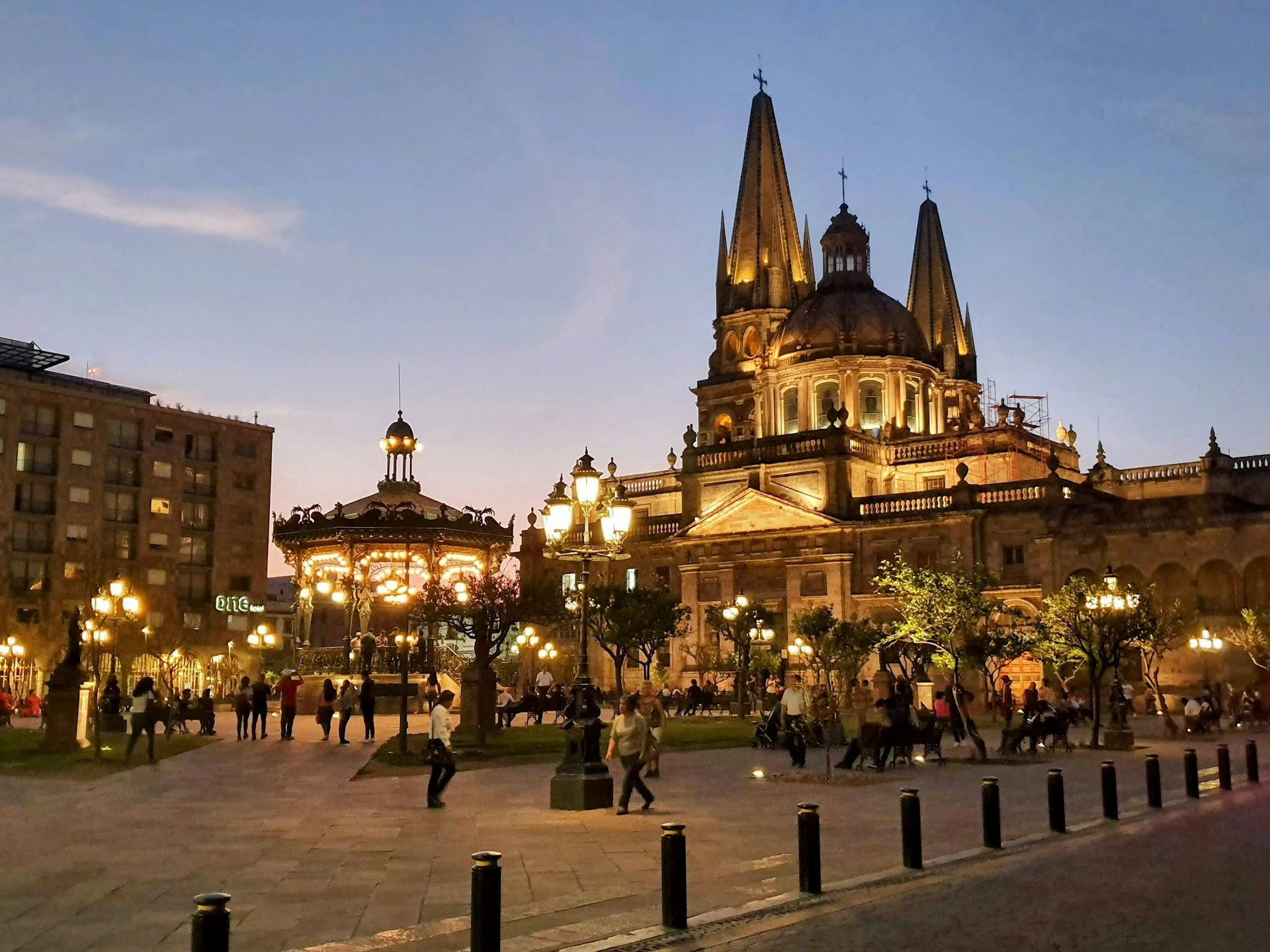 Ciudad de Recuperación + Expats