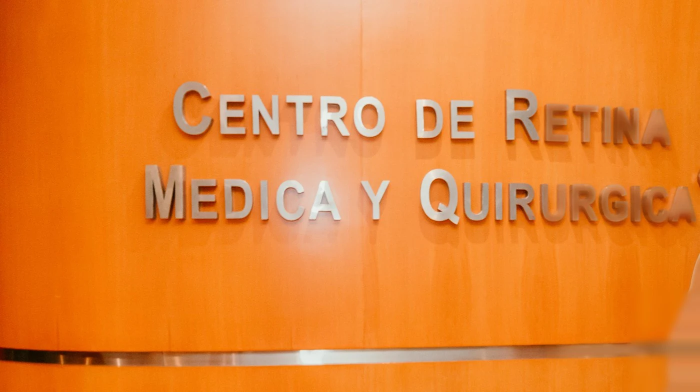 Centro de Retina Médica y Quirúrgica